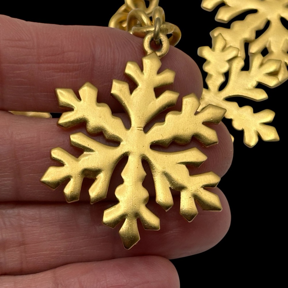 Vintage 1980’s Anne Klein Snowflake Necklace - Picture 7 of 8